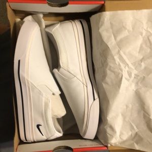 Women’s court legacy slips white